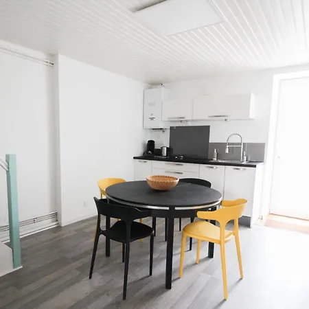 度假居 Belle Maison A Saint Cybard -fibre,jardin