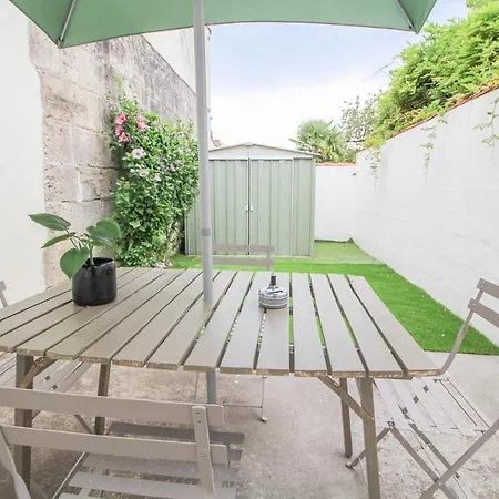 度假居 Belle Maison A Saint Cybard -fibre,jardin *